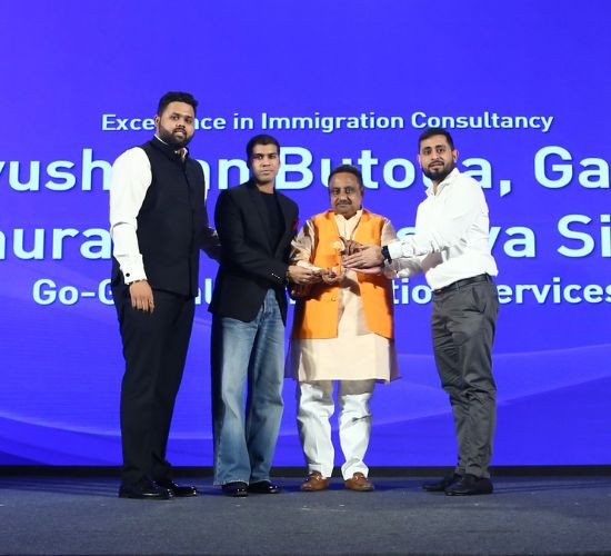 Received the Gems of Delhi NCR awards 2025 from Shri Praveen Khandelwal